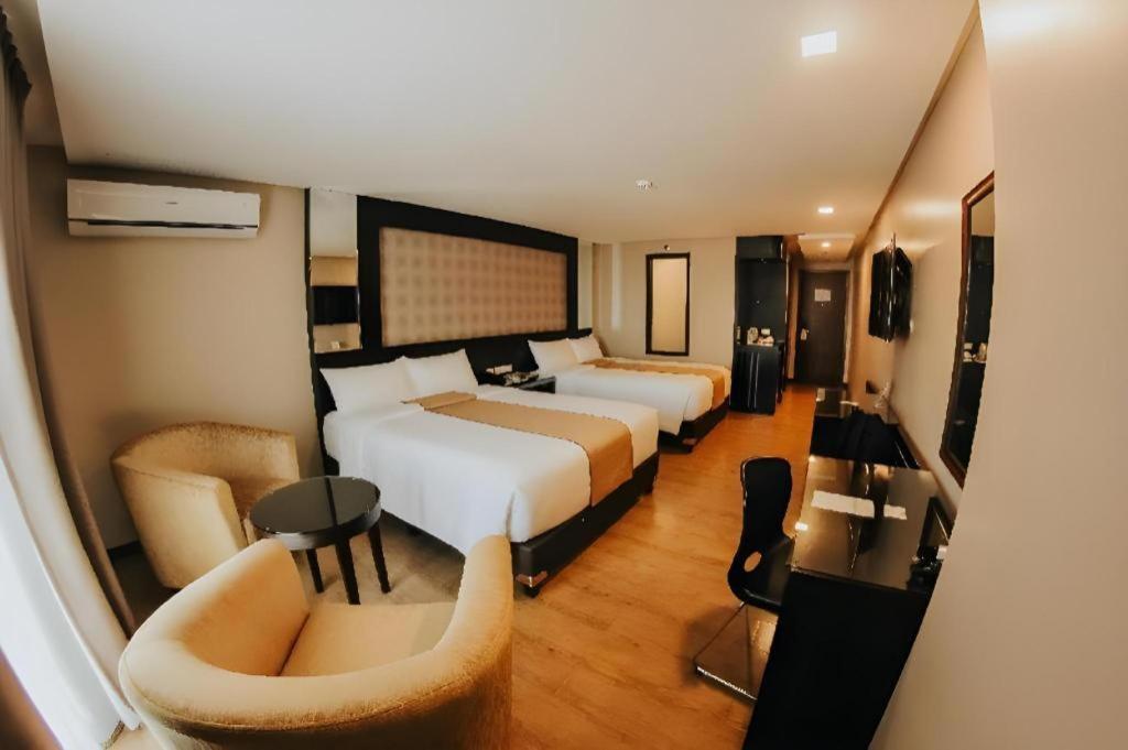 Grand Xing Imperial Hotel Илоило Экстерьер фото