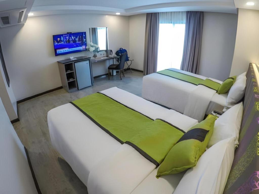 Grand Xing Imperial Hotel Илоило Экстерьер фото
